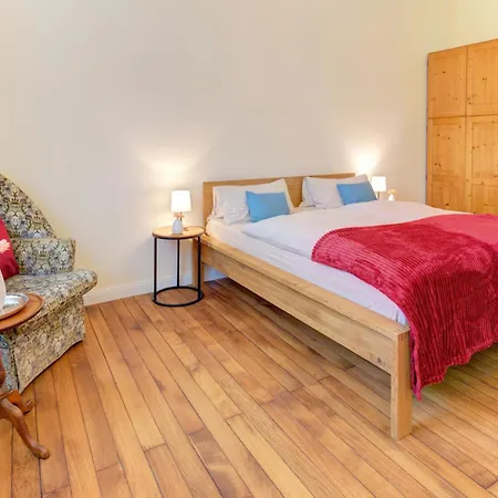 Charmante Altbauwohnung Apartment Rhodt unter Rietburg