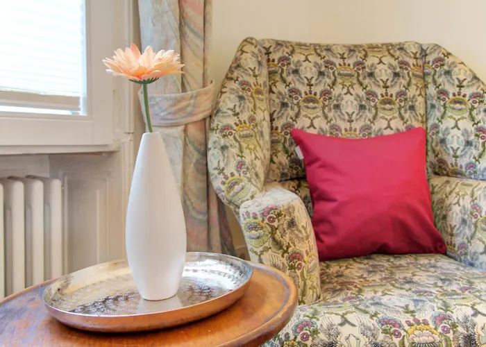 Appartement Charmante Altbauwohnung Mit Gartenblick Rhodt unter Rietburg